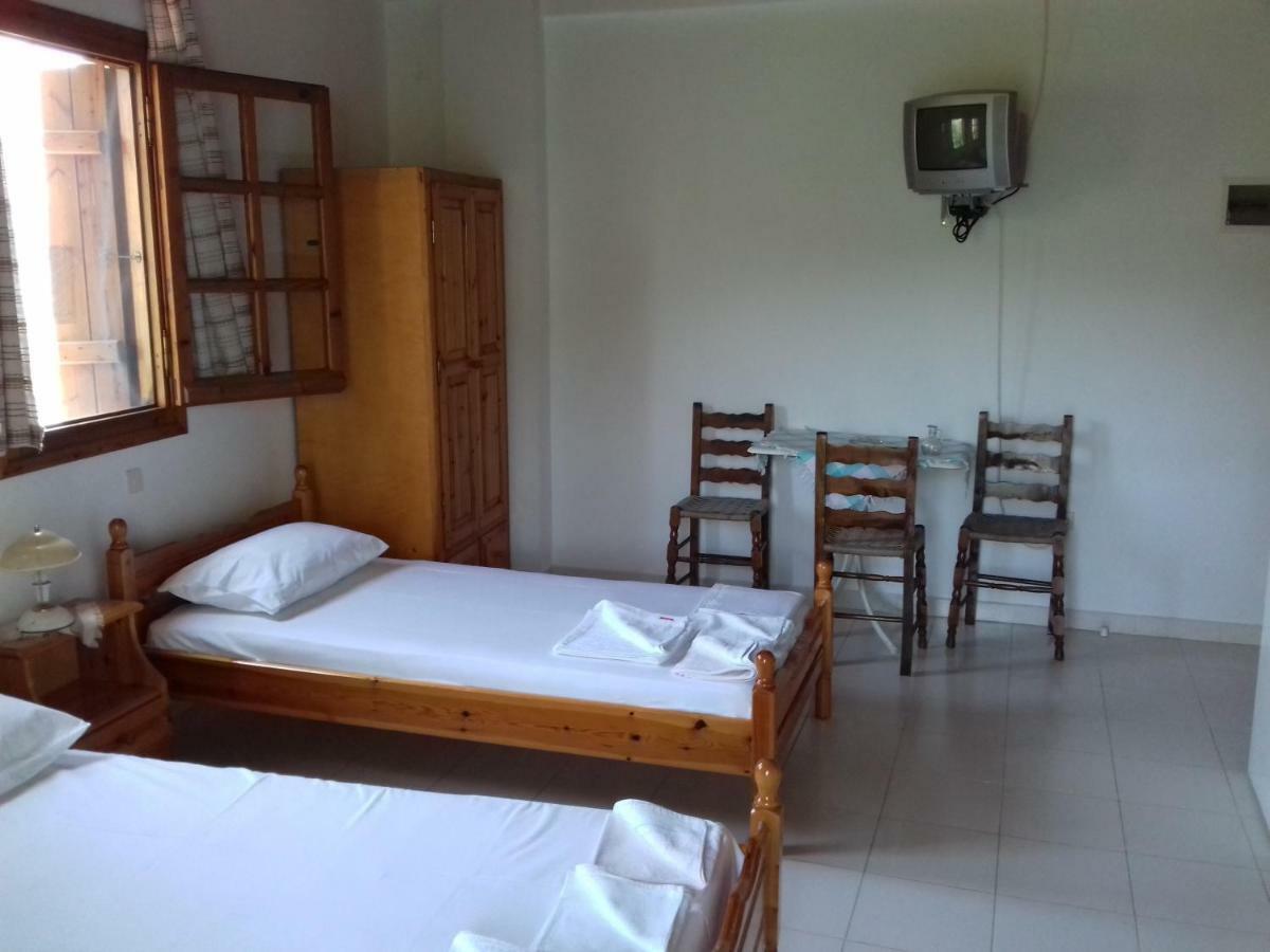 Koutadelias Rooms Kálamos المظهر الخارجي الصورة